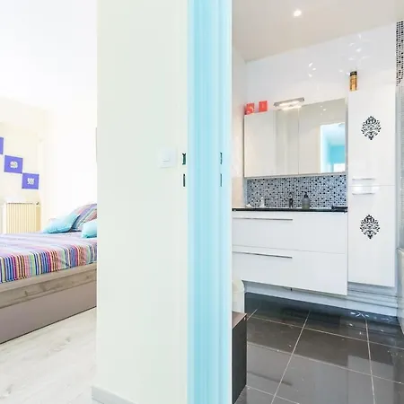 Charming 1 Bedroom In Montmartre * Paris